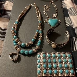 Set of paparazzi jewelry